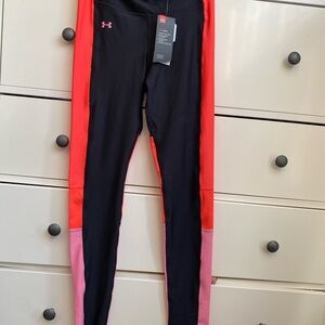 NWT Under Armour Black and Red Leggings Medium
